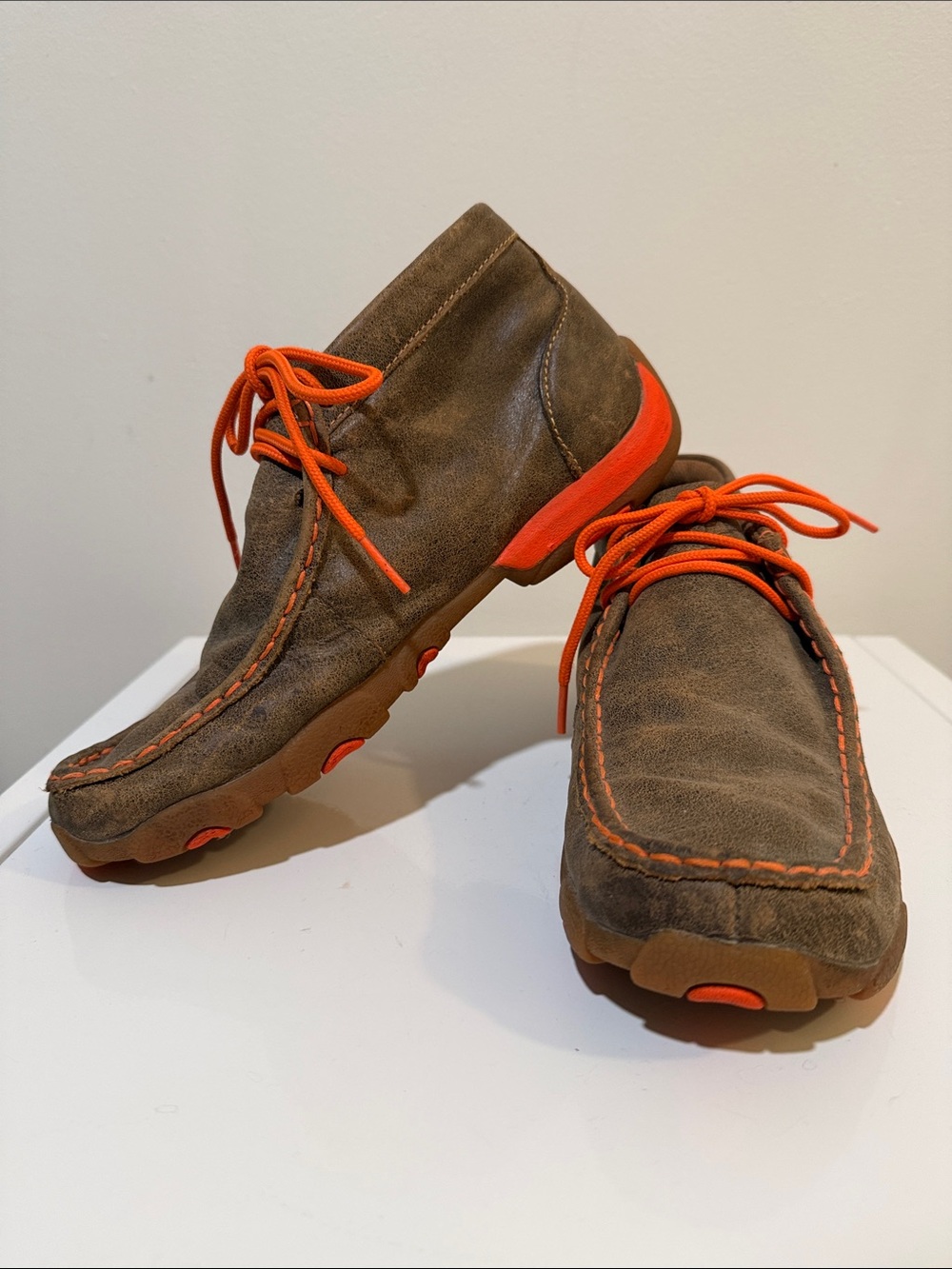 Twisted X Kid's Bomber Orange Chukka Driving Moc Size 4.5